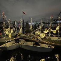 lyp-coraling-the-reindeer-December-photos-from-ACSCs-lighted-yacht-parade-float©Emily-Zugnoni
