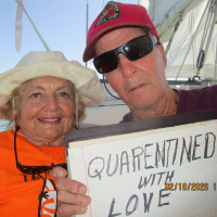 Jay-and-Charlotte-Grant-Sailing-Charisma-31-Almand-in-Gulf-of-Mexico