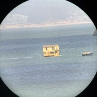 Houseboat-racoon-strait