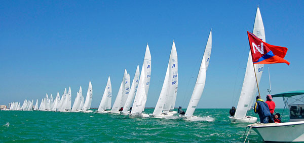 SFYC's Jim Cunningham Second in Etchells - Latitude38