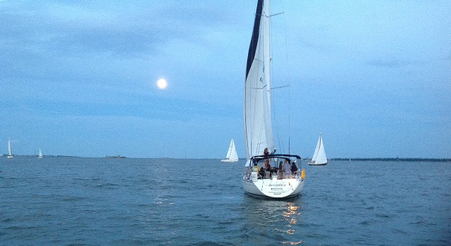 Full Moon Sail