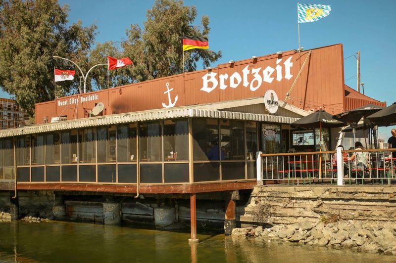 Brotzeit Restaurant