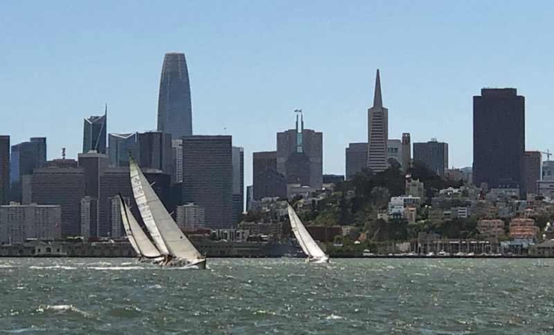 Three Islanders with SF skyline in background