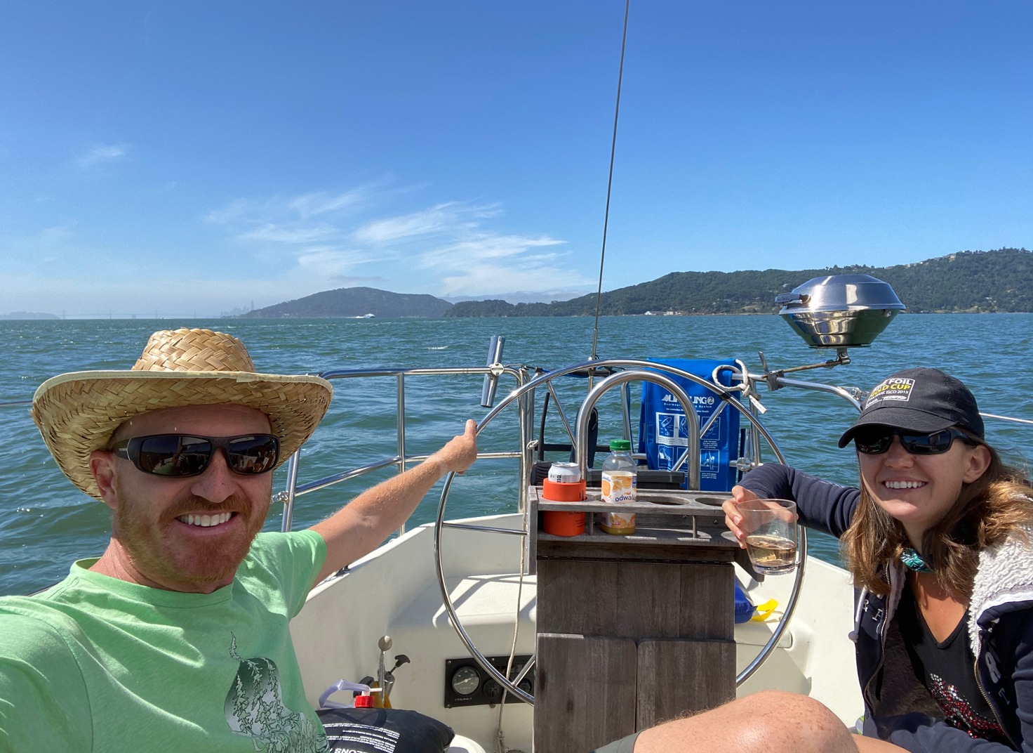 Jos & Anne cruising the Bay