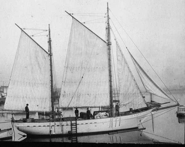 jack-london-55-foot-cutter-rigged-ketch. He discovered Kimchi