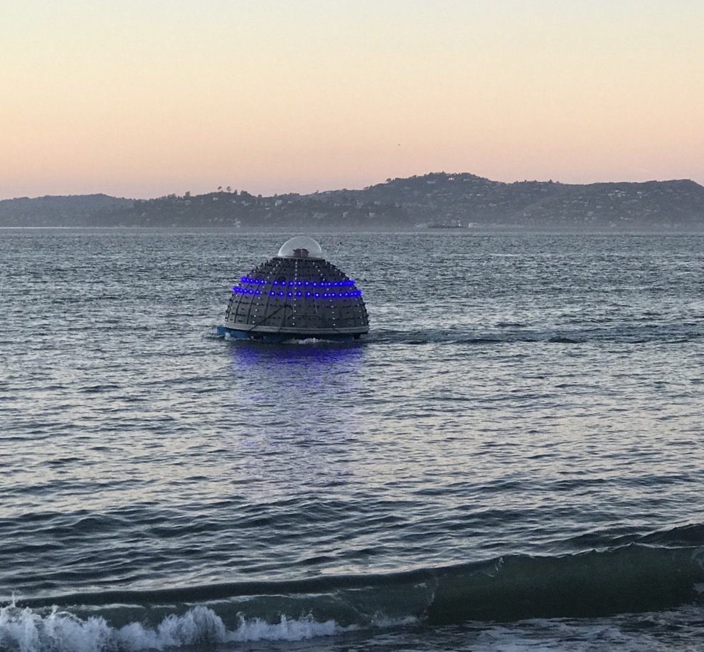 Mysterious dome with blue lights - UFO