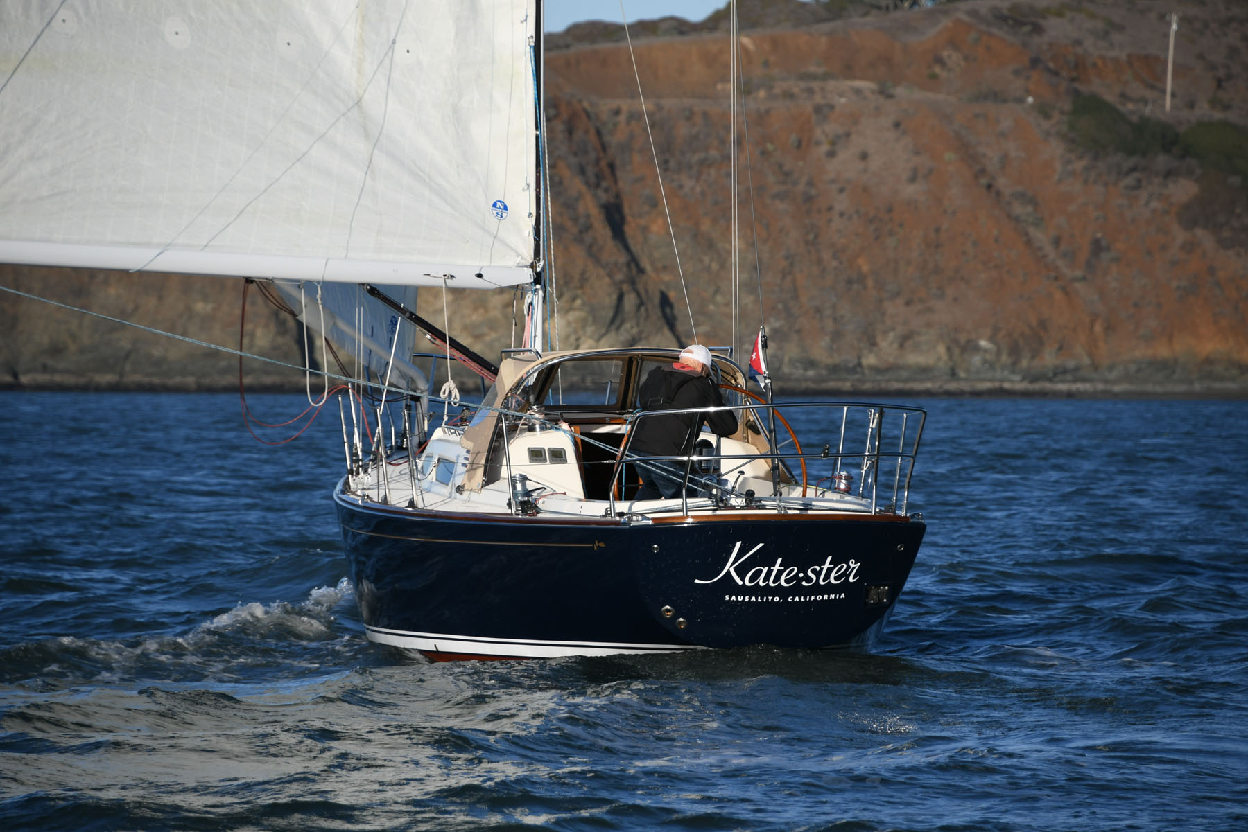 Solo sailing Katester