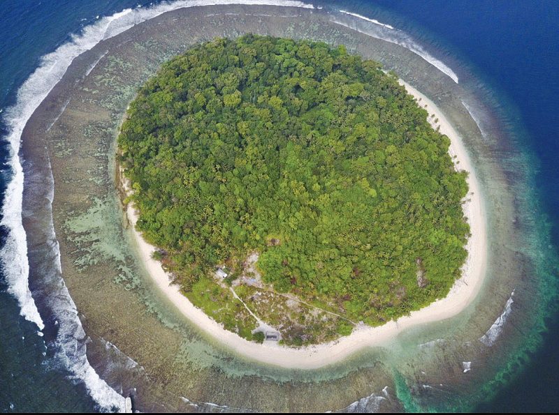 Pulau Pandan Island in December Latitude