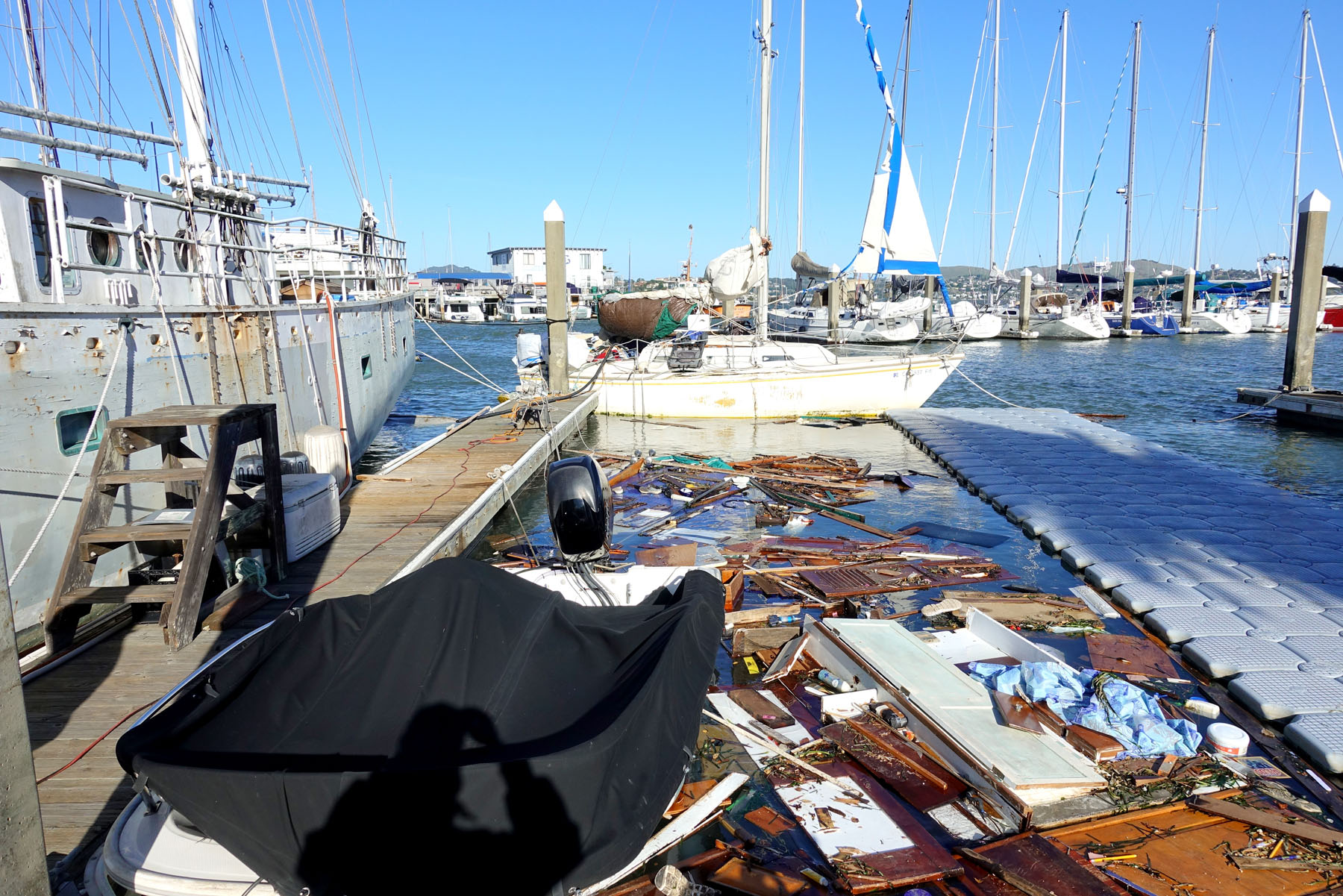 40' cabin cruiser sunk