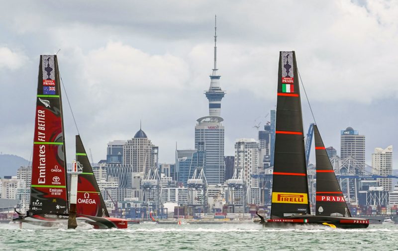 Racing along the Auckland cityfront