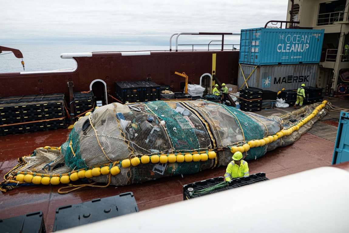 Ocean Cleanup Project's 'Jenny'