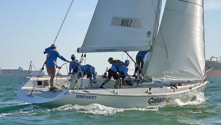 Match racing in Catalina 37
