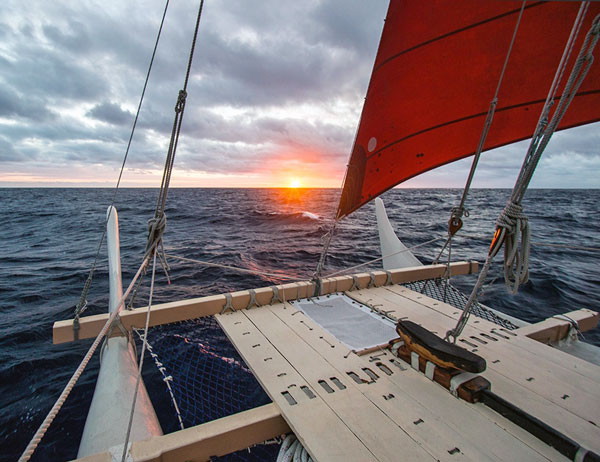 Polynesian voyaging canoe bows