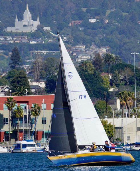 Oakland Yacht Club Sunday Brunch Series