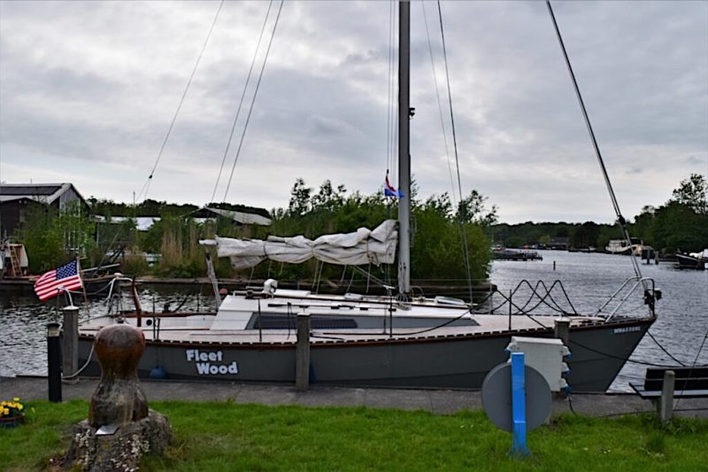 Fleetwood sailboat at dock