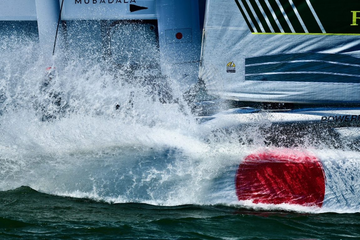 SAilGP boat crashing