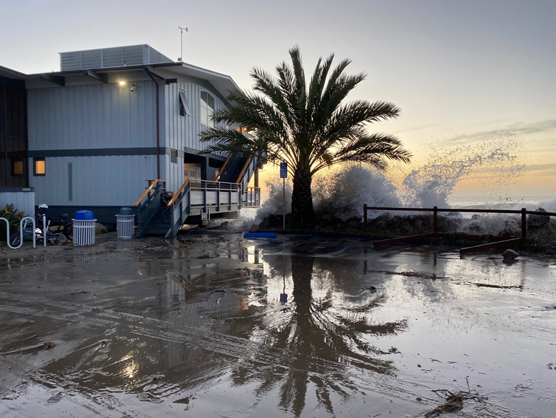 Santa Barbara Yacht Club