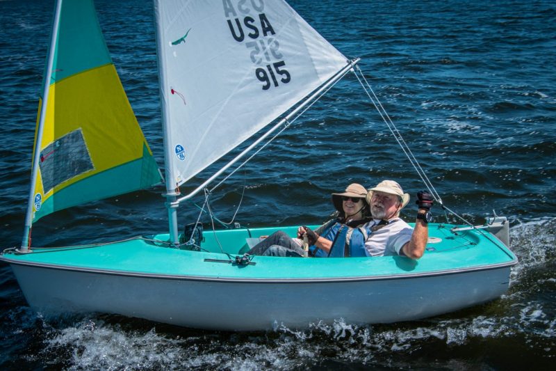 Para sailing on the Bay