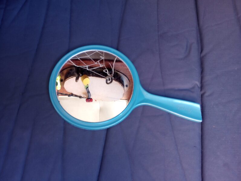 Resourceful Sailor's mirror