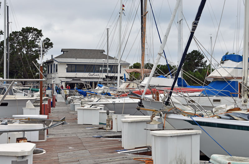 Aeolian YC clubhouse and docks