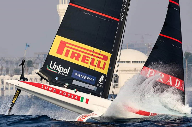 Luna Rossa Prada Pirelli