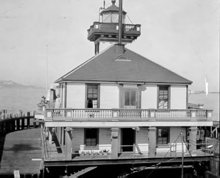 Oakland Entrance lighthouse in the 1960s.