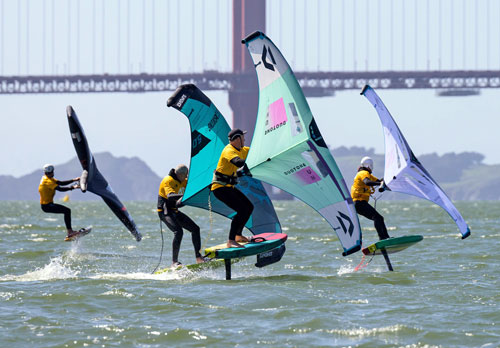 Foiling wing sailors