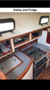 04a-galley-and-fridge