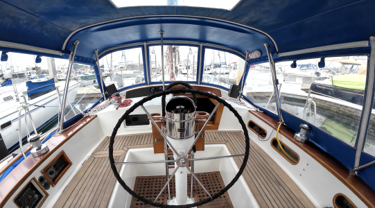 Cockpit-2