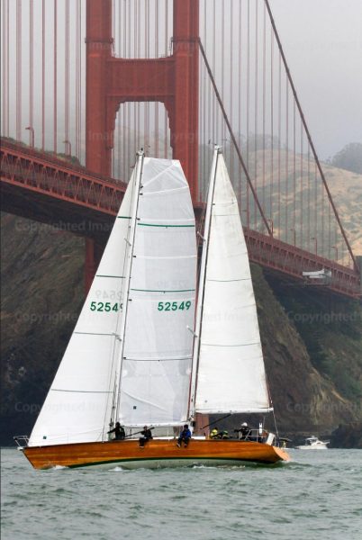 Andy Schwenk's Sir Edmund heads out the Gate during the Spinnaker Cup.