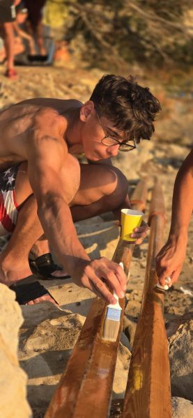 Varnishing oars