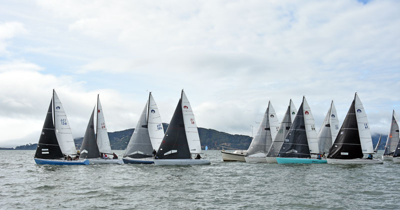 Moore 24 fleet start