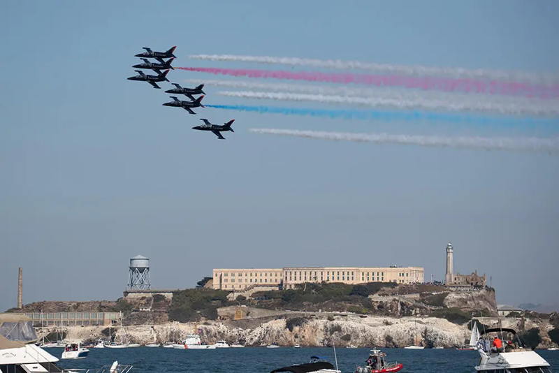 Sailors will be out-gunned by the Patriots Jet Team.