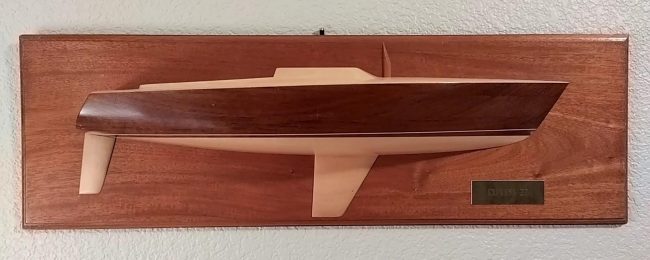 Express-27-half-hull-1