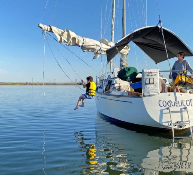 Family cruising on the Delta aboard the Ranger 33 Coquelicot.
