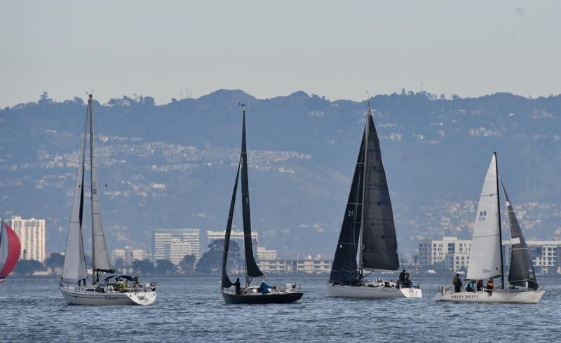 There was a fresh breeze that helped everyone sail quickly to the next wind hole. 