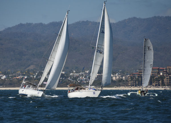 Banderas Bay racing with the beach in the background