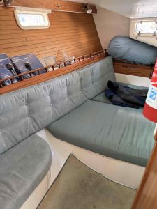 Rear-Stateroom-entrance