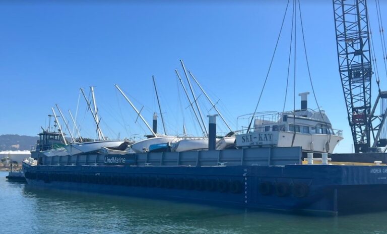 Curbside pick-up is not unheard of in the boating world. 