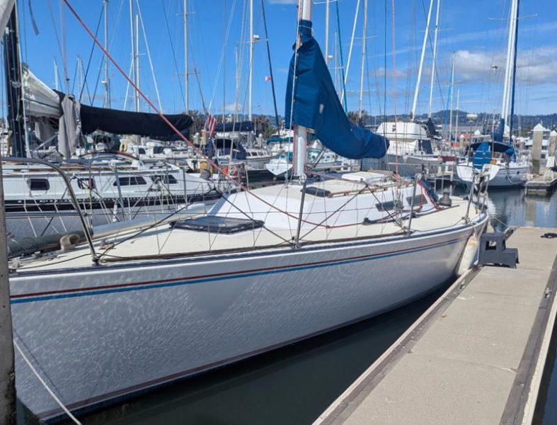 This 1984 J-35 is a Pacific Cup vet but would also be fun in the Delta. 