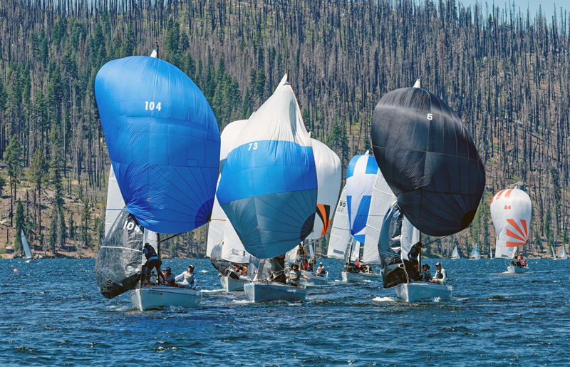 Moore 24s race across Huntington Lake with spinnakers