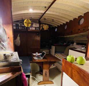 Unda-Cabin-aft