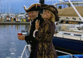 Ale er Ron - Ron & Holly
