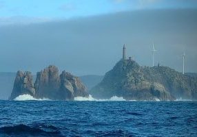 the Gali-
cia coast in northwest Spain can be treacherous;