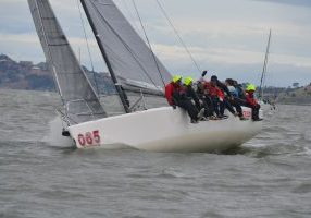 Boats that didn't quit were rewarded with nice (if slighlty wet) sailing. 