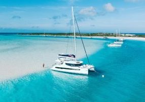 The Moorings catamaran in the Exumas 800x450
